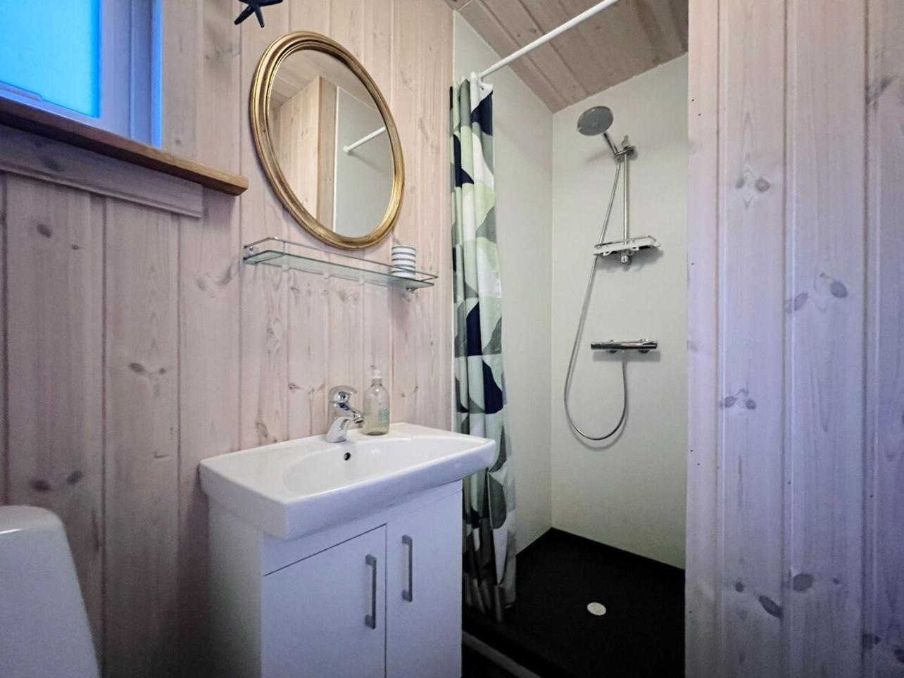 Discover this Well-Appointed Cottage H