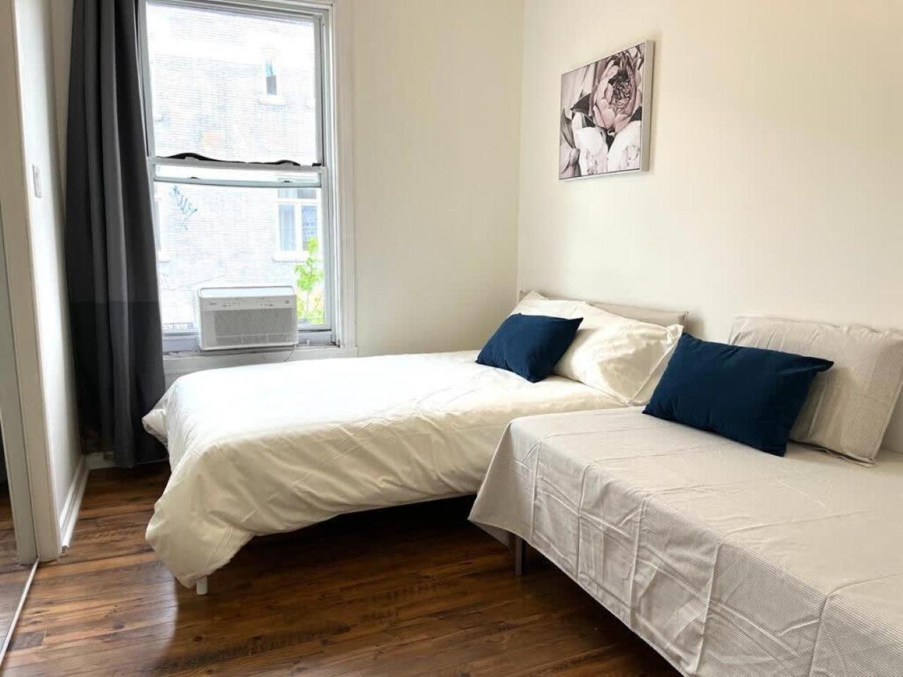 Chez Mont Royal Apartments!