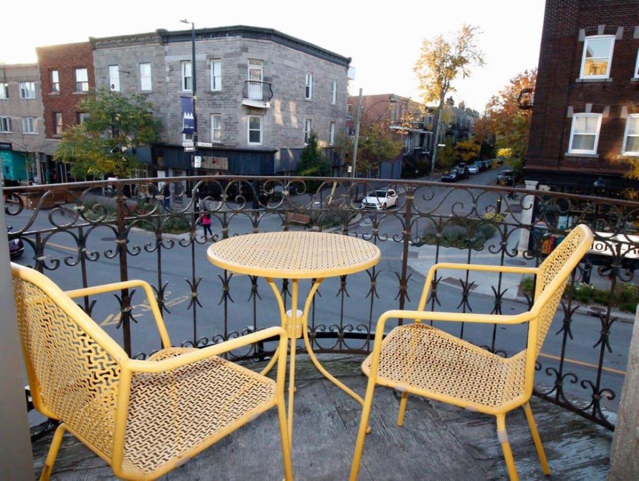 Chez Mont Royal Apartments!