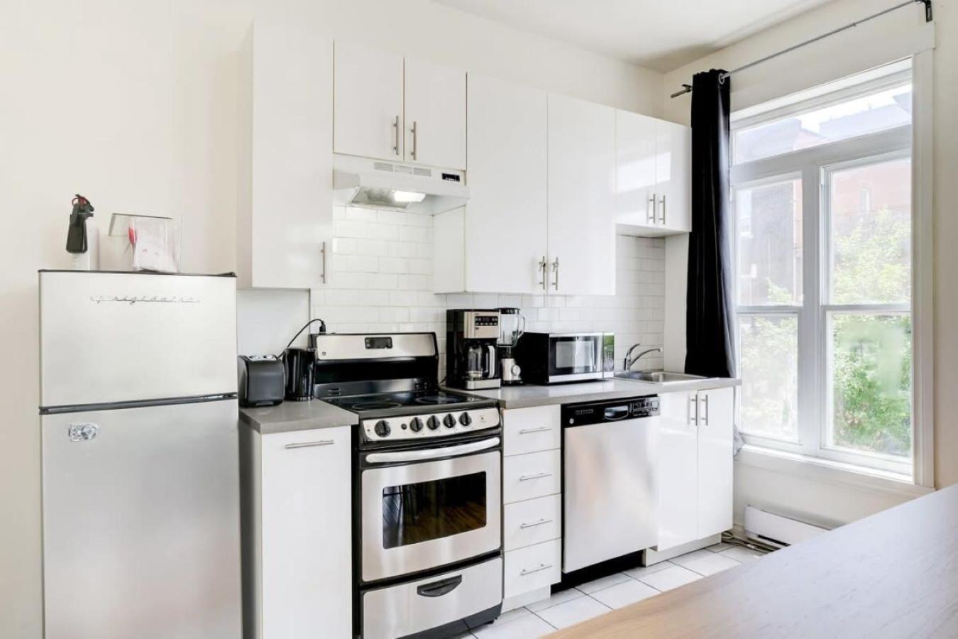 Chez Mont Royal Apartments!