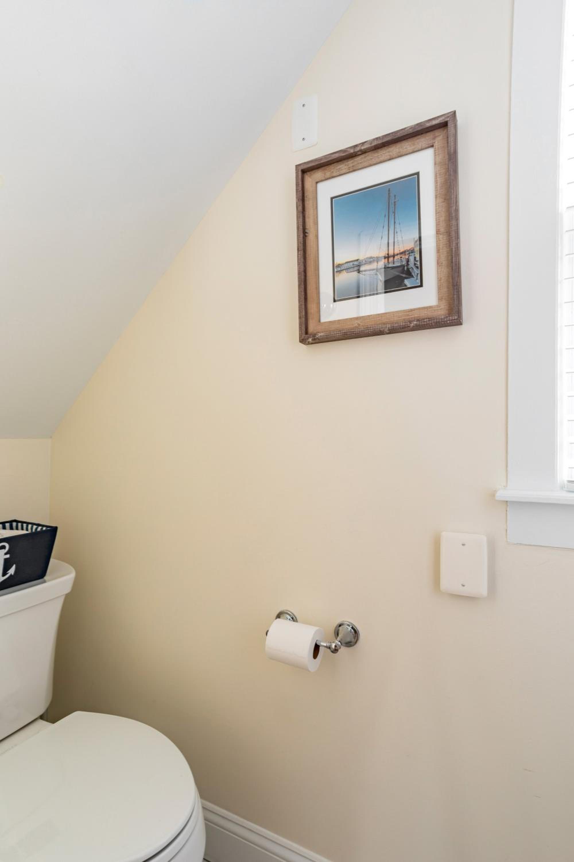 Historic Gurdon S Allyn House, Walk to Seaport view 4