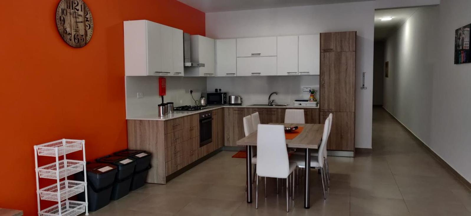 Cozy Apartment 2 bdr 2 bth Terrace near Promenade 2 J2 view 2