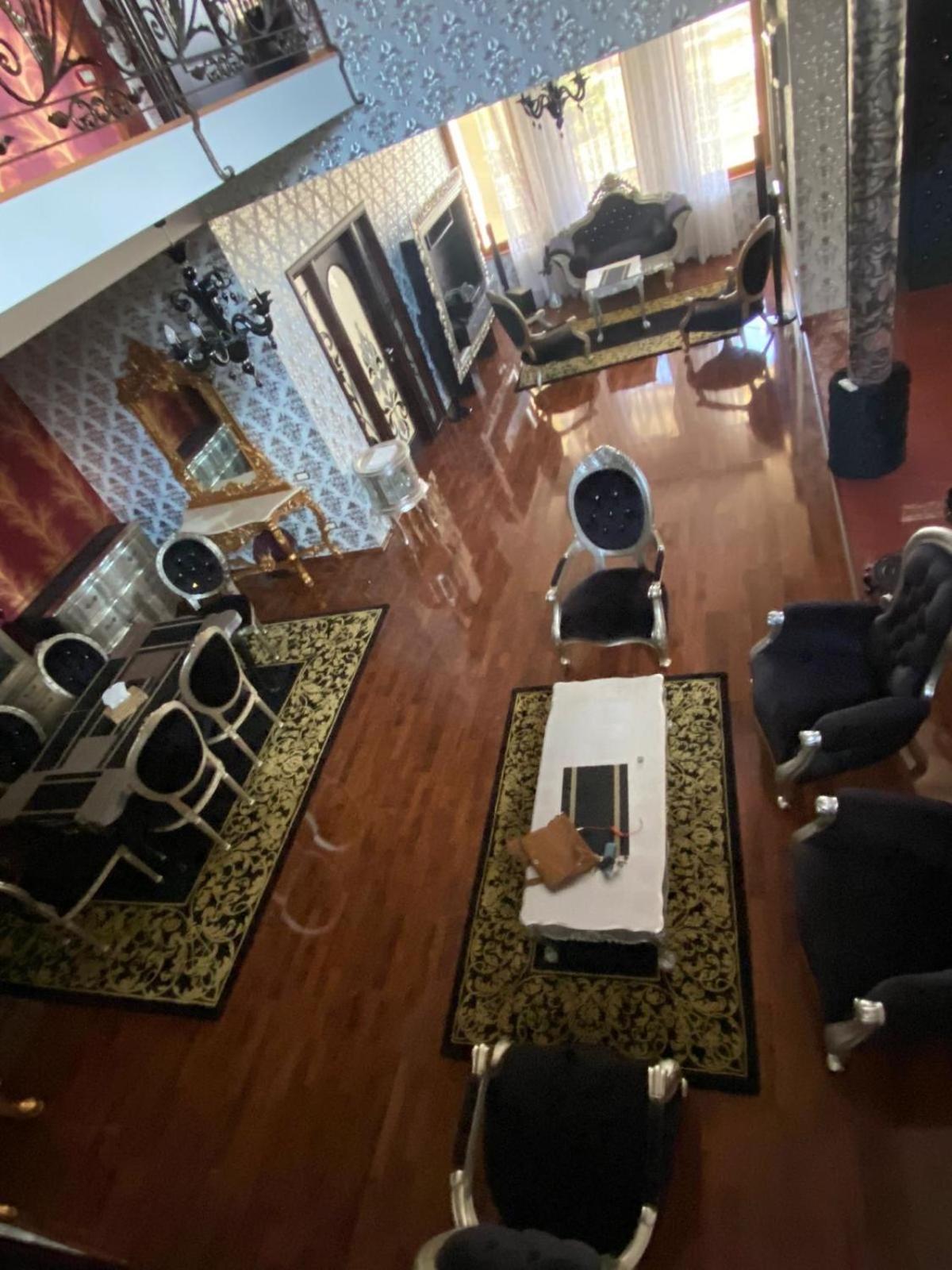 lounge