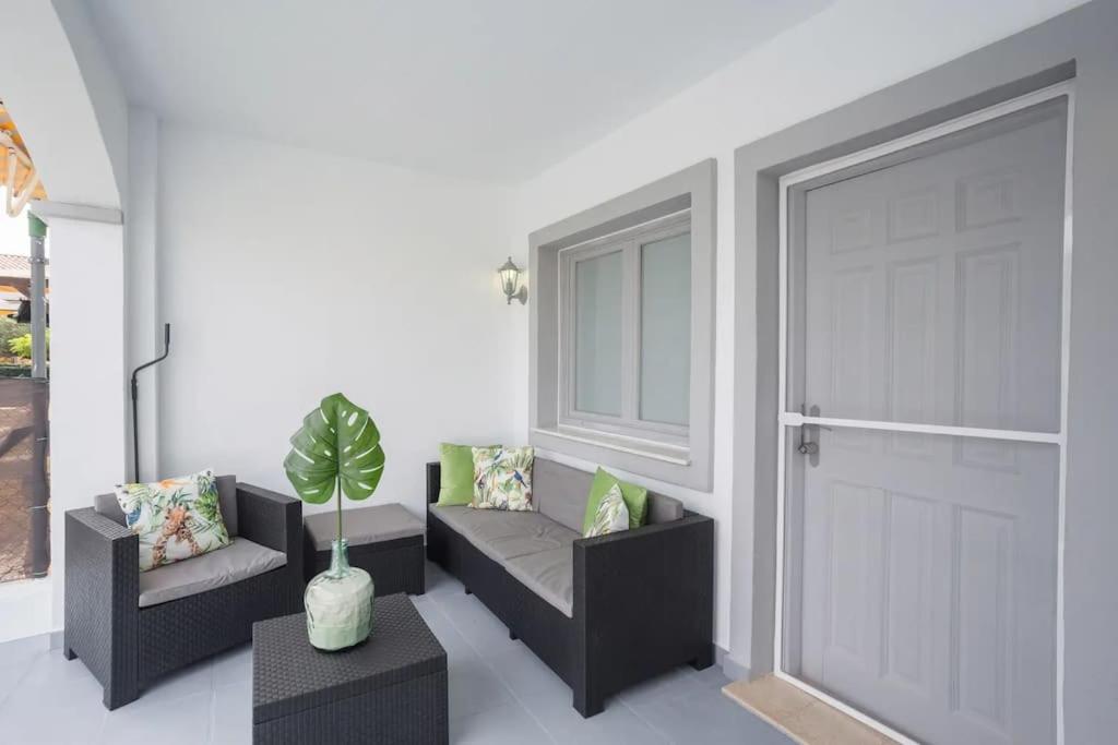Mediterranean Breeze Beach House photo 1
