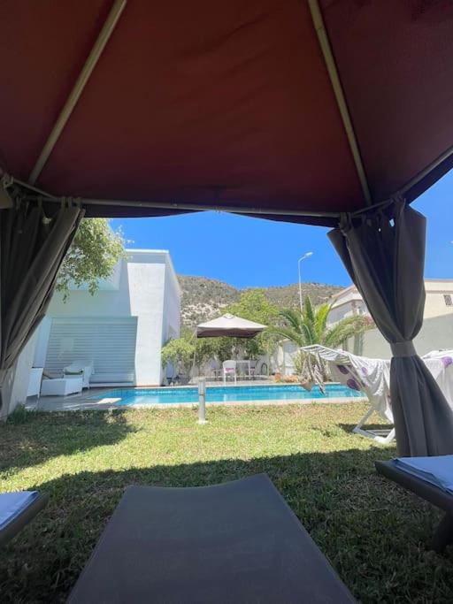 Villa Deluxe, pool, spacious garden, mountain view view 2