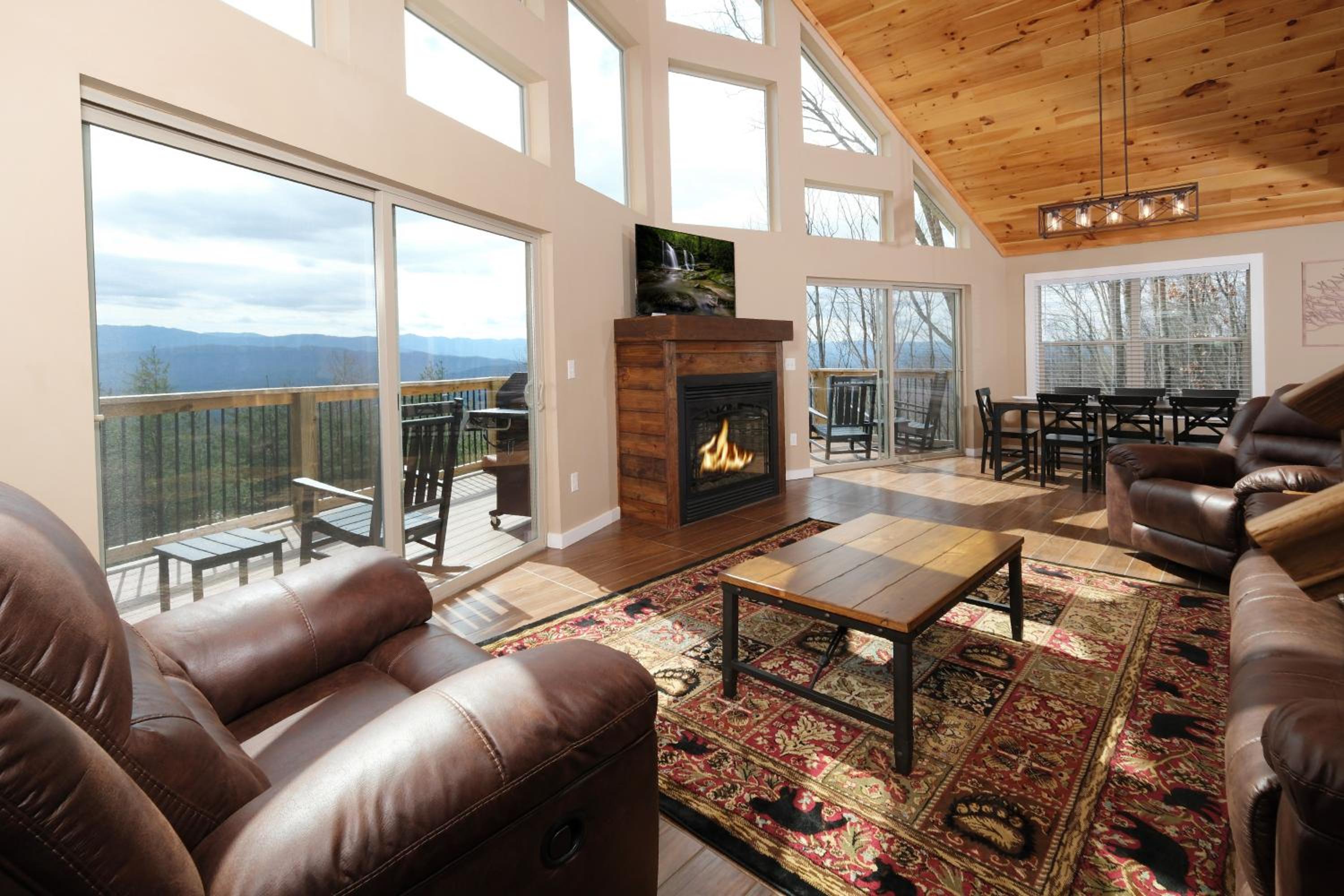 Creation on Display By Colonial Properties view 5