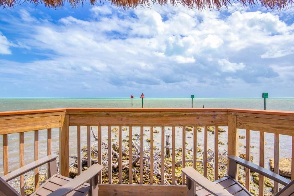 Bright 2BR Condo with Breathtaking Ocean View