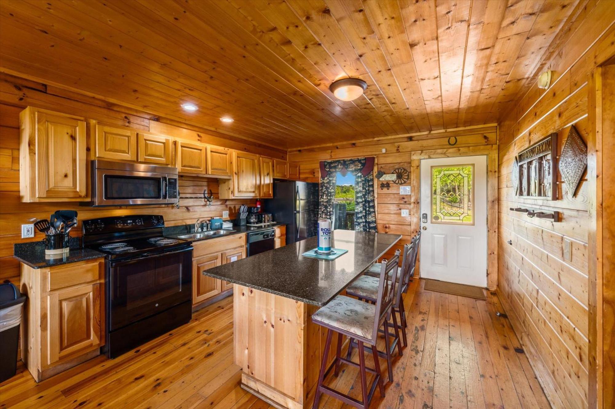 Cowboy Up Western-themed 5BR, Mountain Views view 3