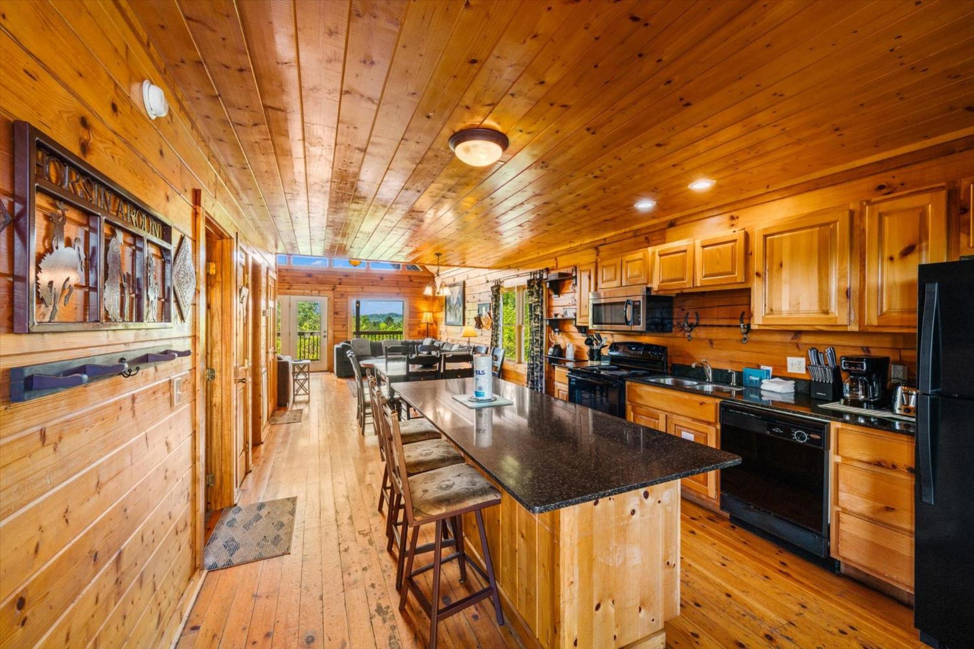 Cowboy Up Western-themed 5BR, Mountain Views view 4