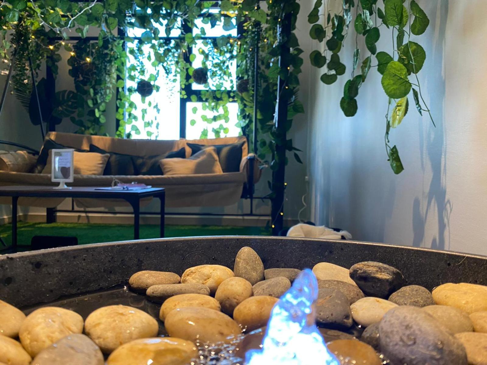 Tropical Suite