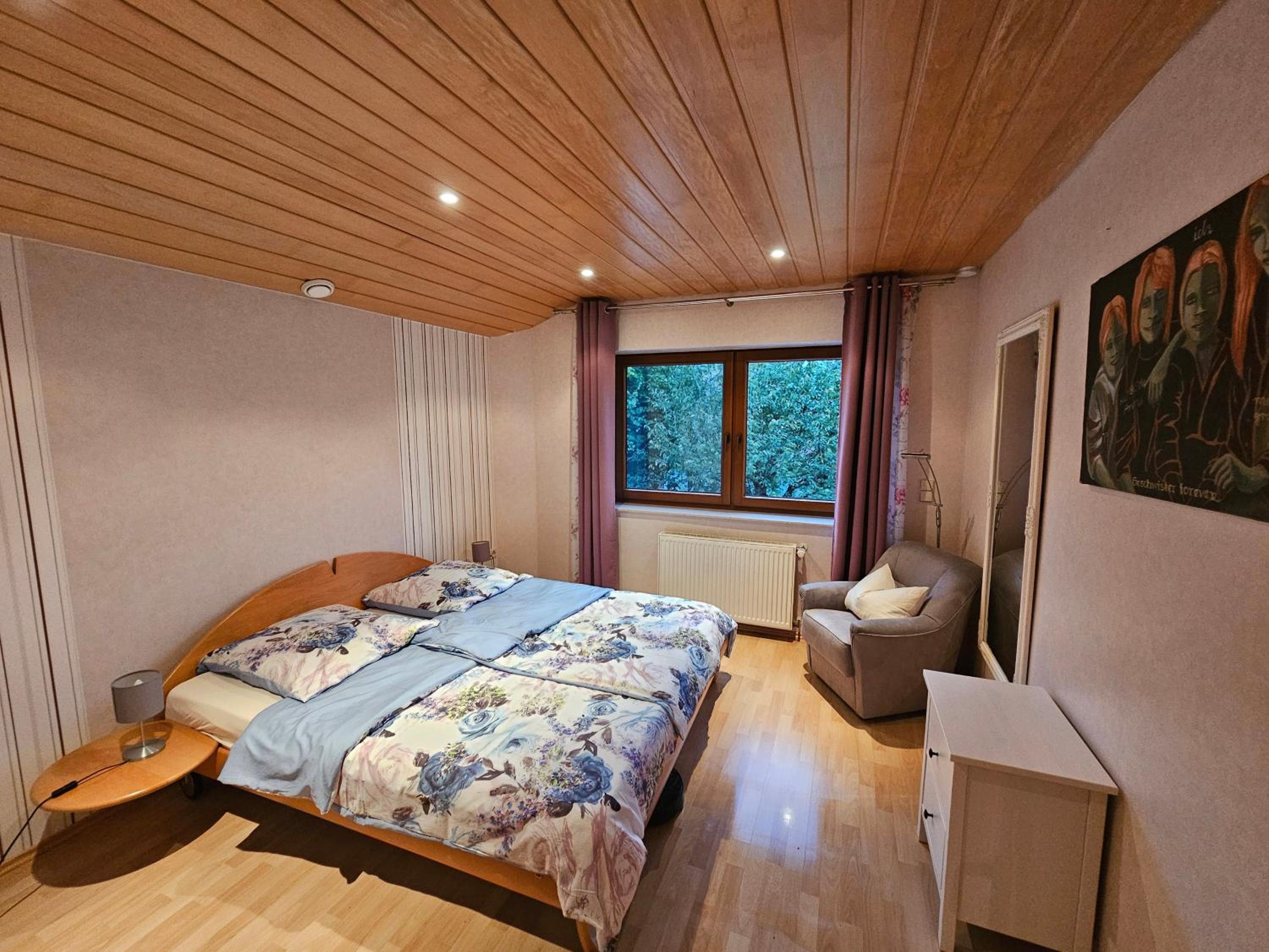 Ferienwohnung Kratzert Gütersloh 1-2 Schlafzimmer