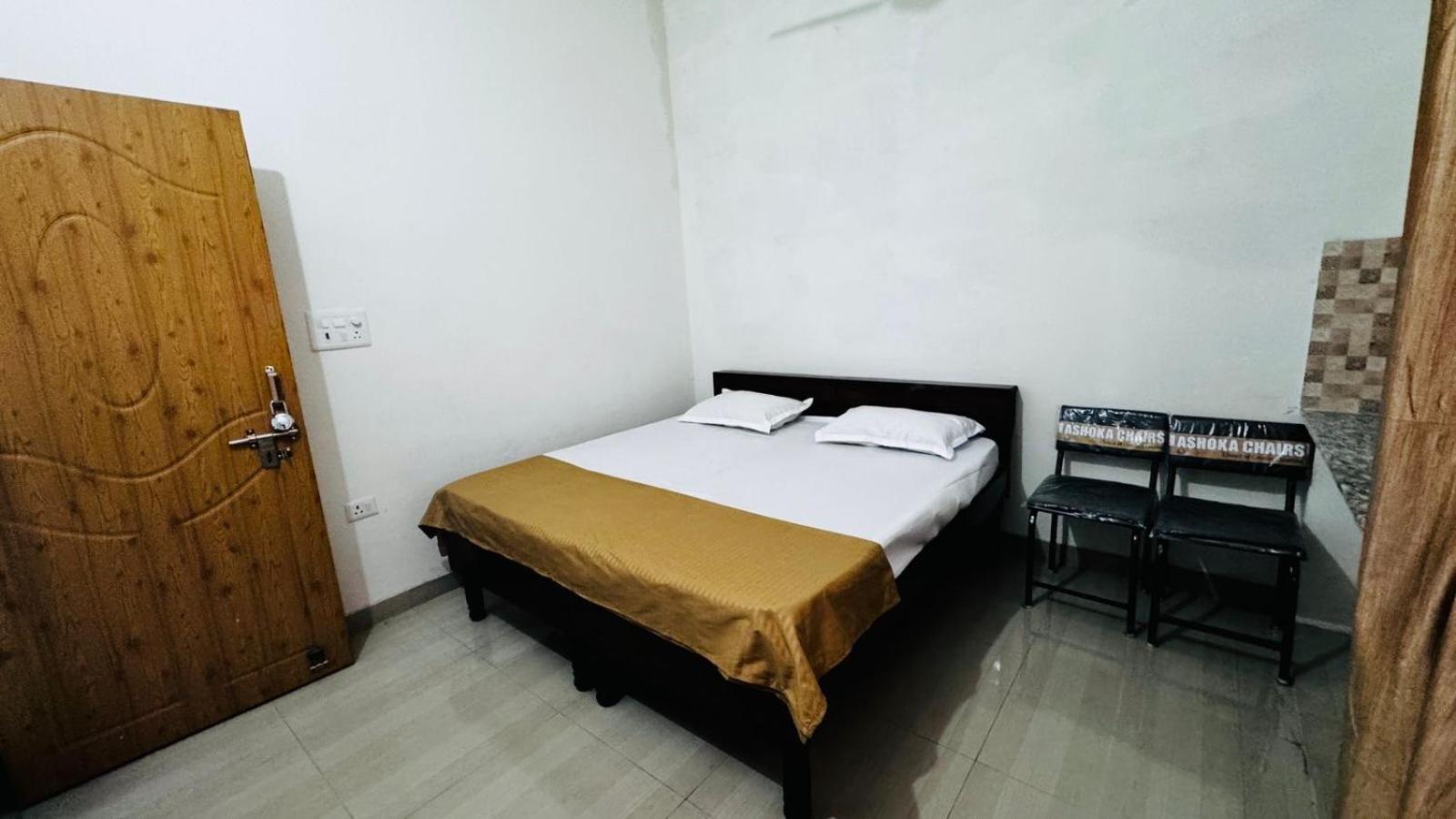 Gopinath Guest House
