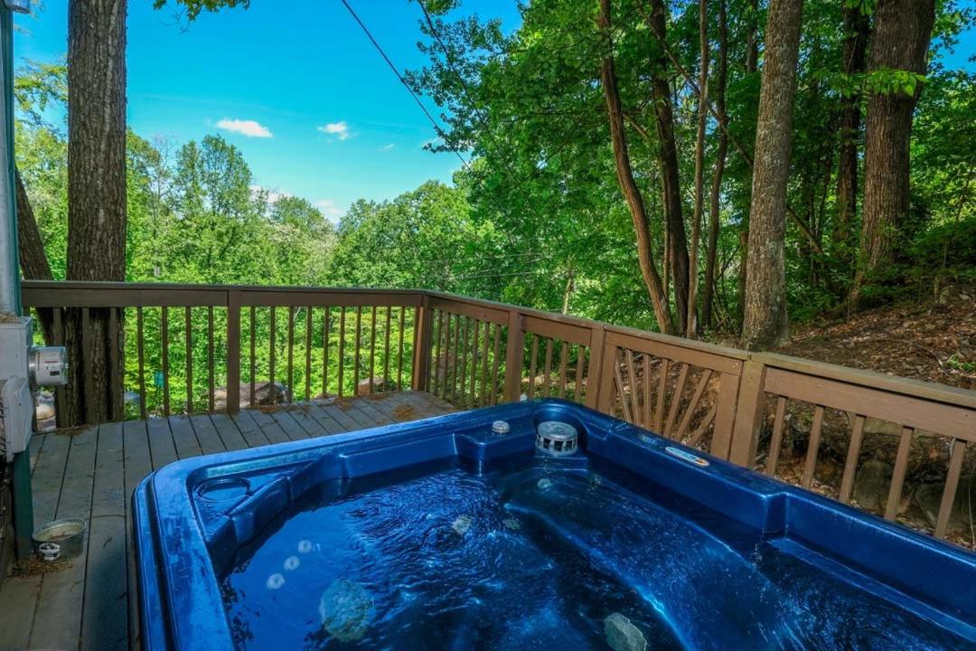 Treasured Times 5BR Gatlinburg Cabin view 2