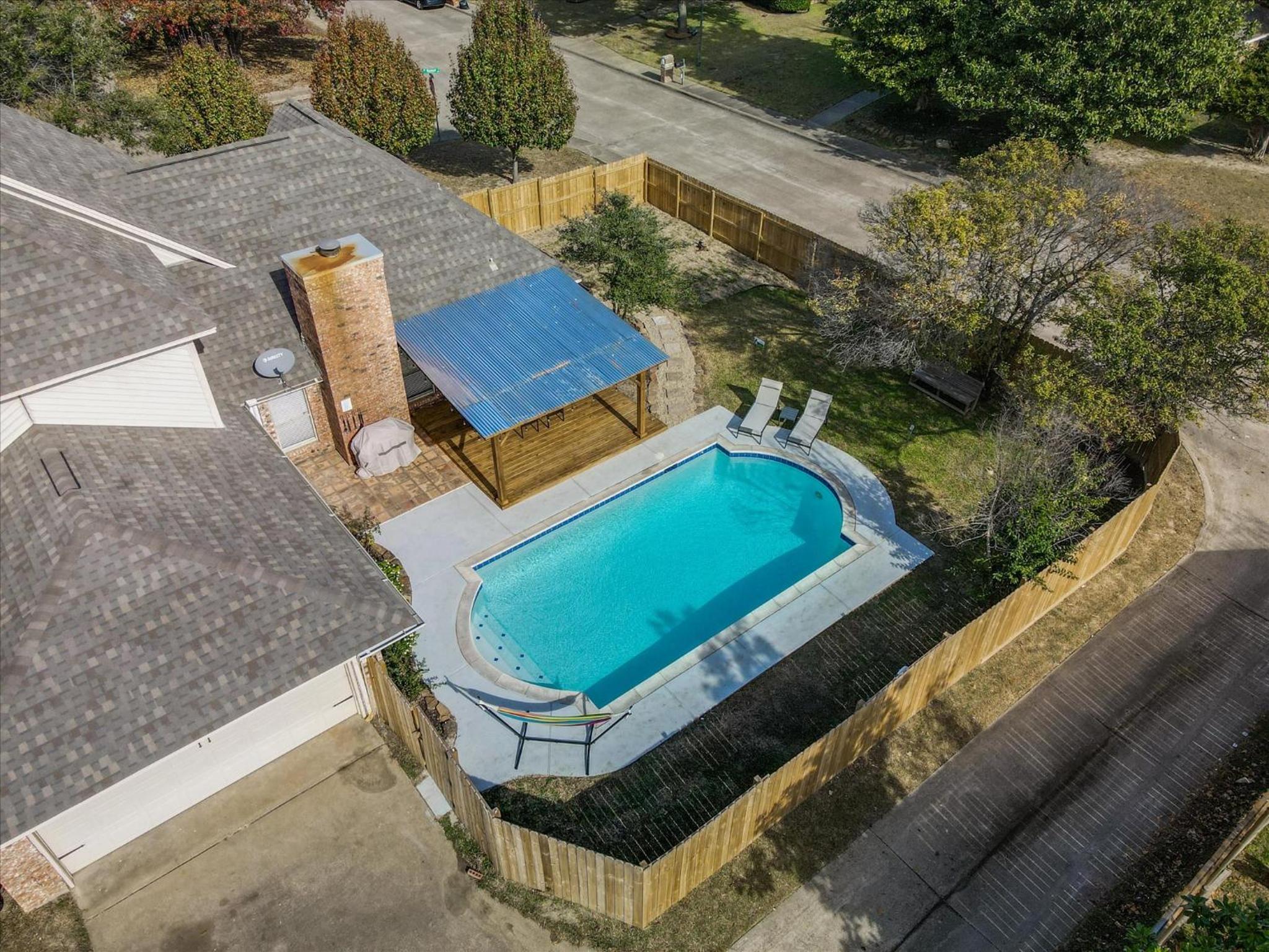 The Prestige Poolside Escape - 5BR with Cinema & Gaming view 3