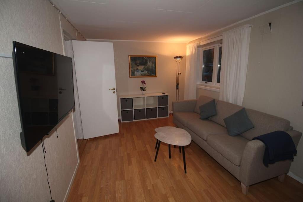 Fully-furnished apartment in Tromsø City view 5