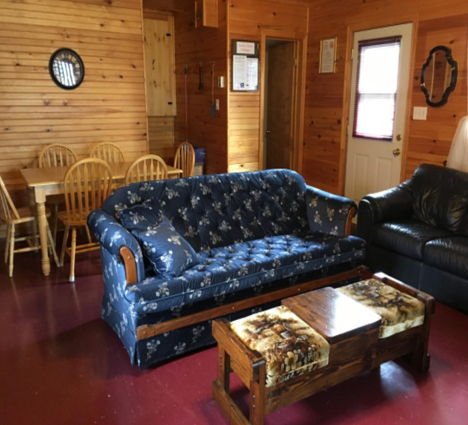 Sandy Shore Cottages Luxury Resort on Rice Lake