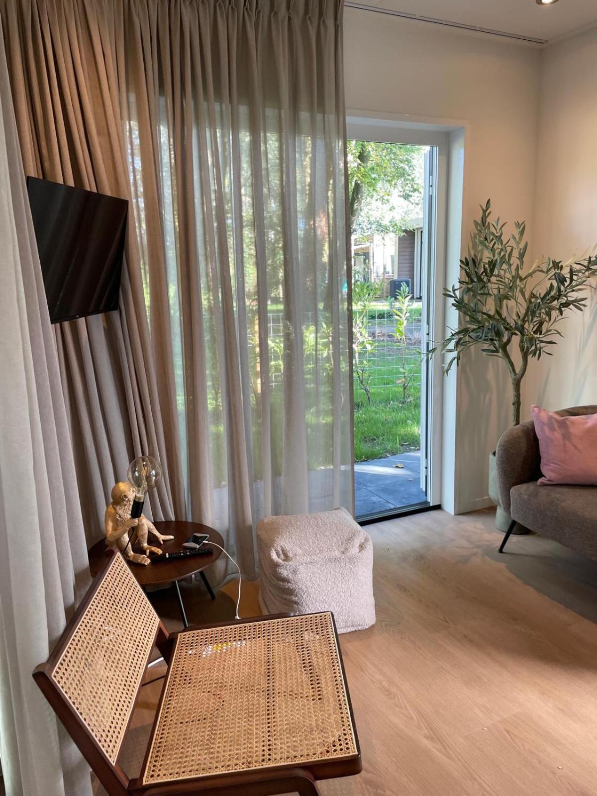 Modern Tiny House Sari in Zeeland near the sea view 5