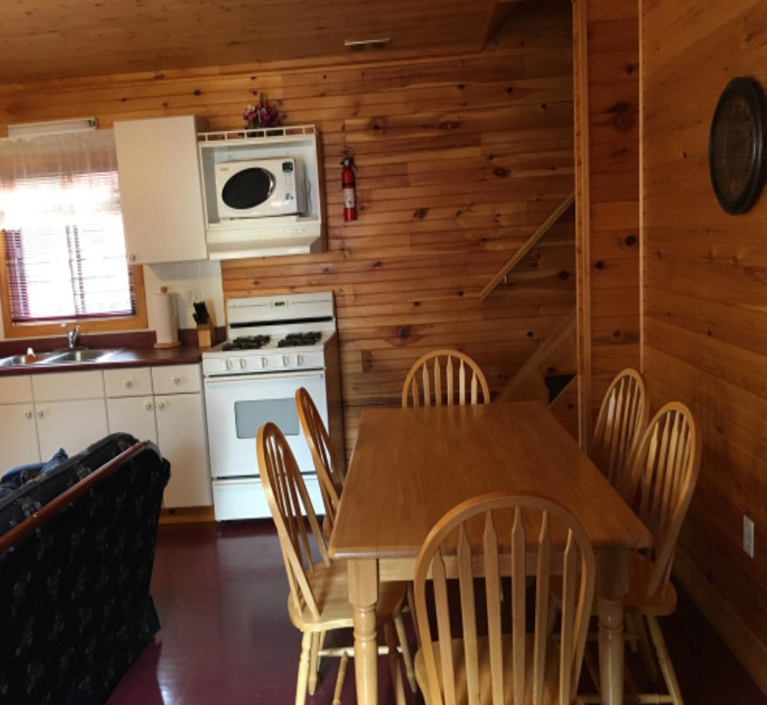 Sandy Shore Cottages Luxury Resort on Rice Lake