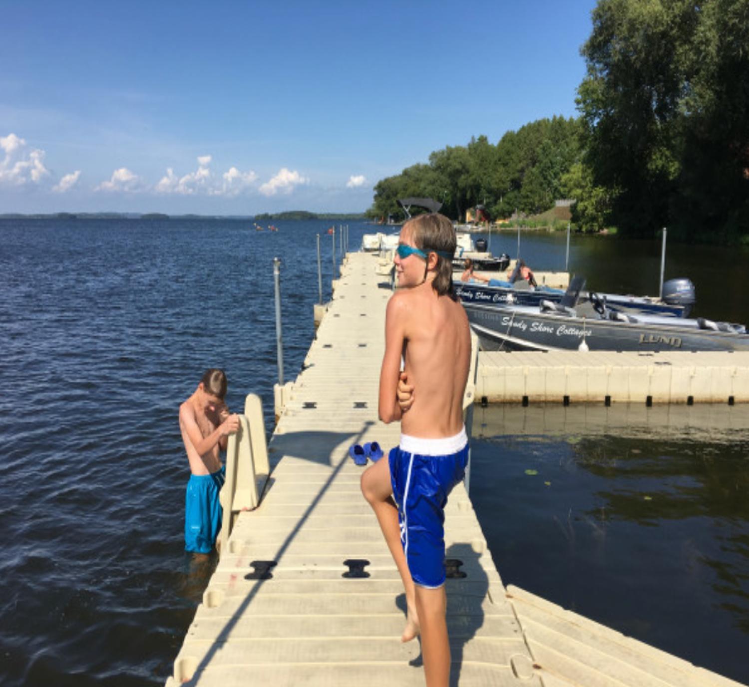 Sandy Shore Cottages Luxury Resort on Rice Lake