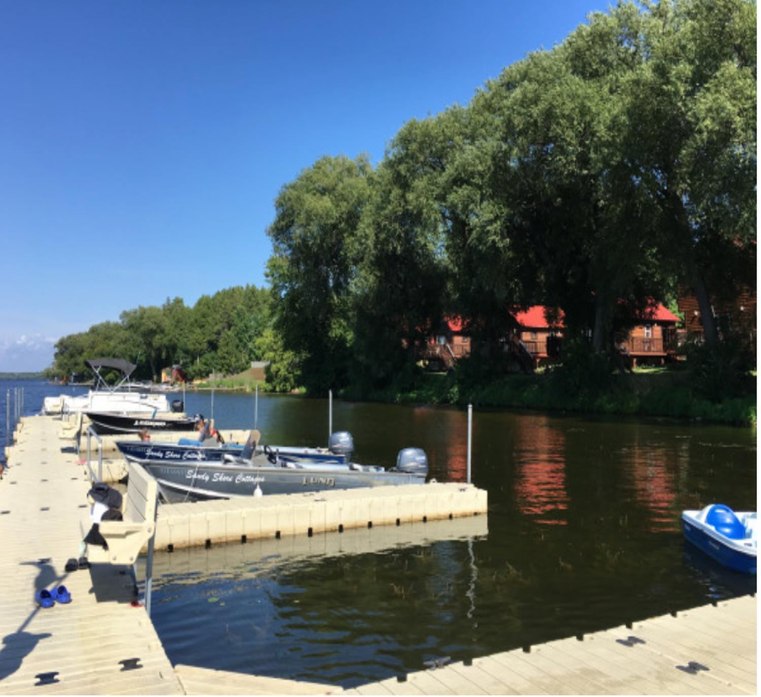 Sandy Shore Cottages Luxury Resort on Rice Lake