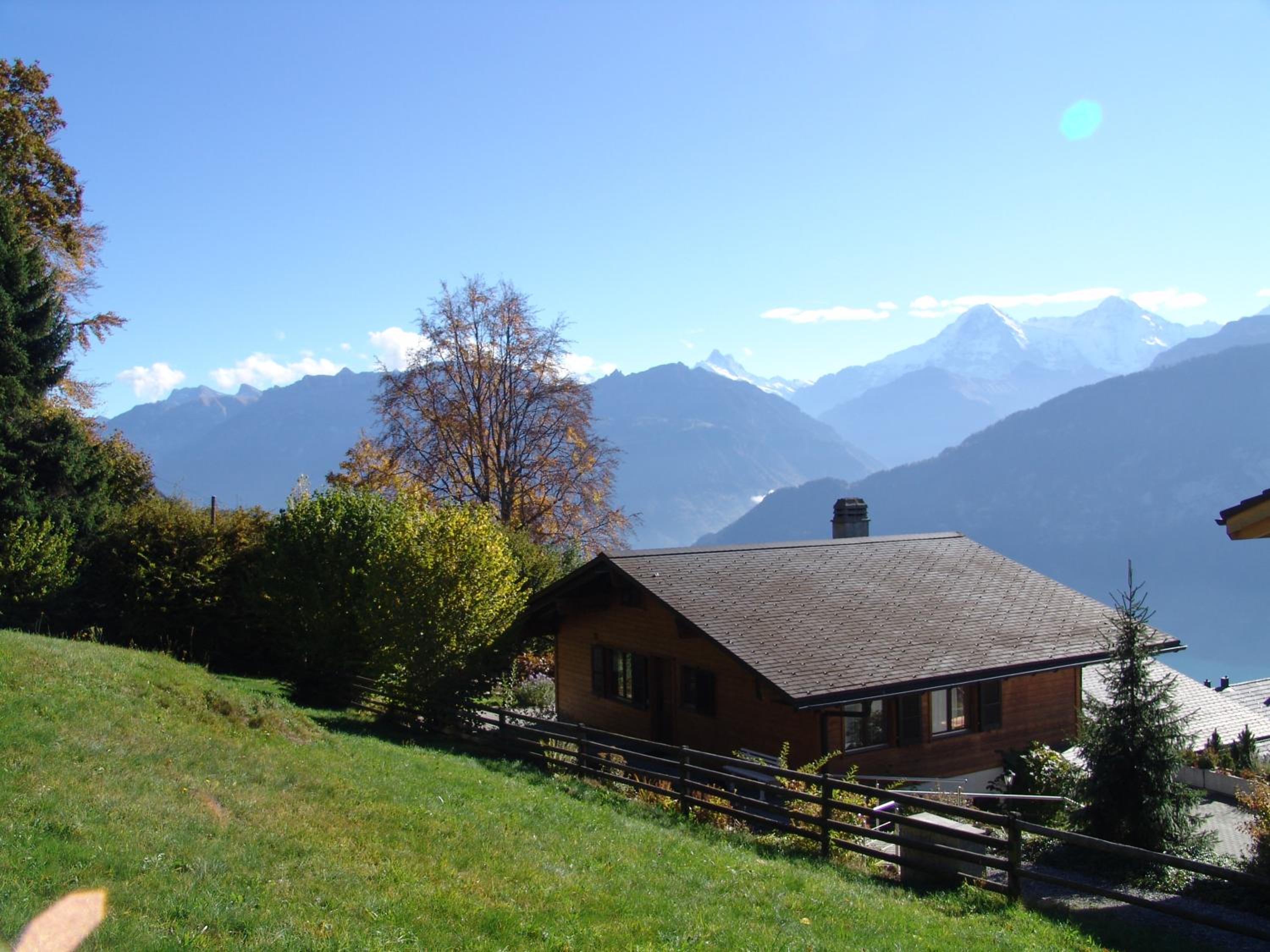 Chalet Hinkelstein in Beatenberg traumhafte Aussicht auf Eiger, Mönch & Jungfrau