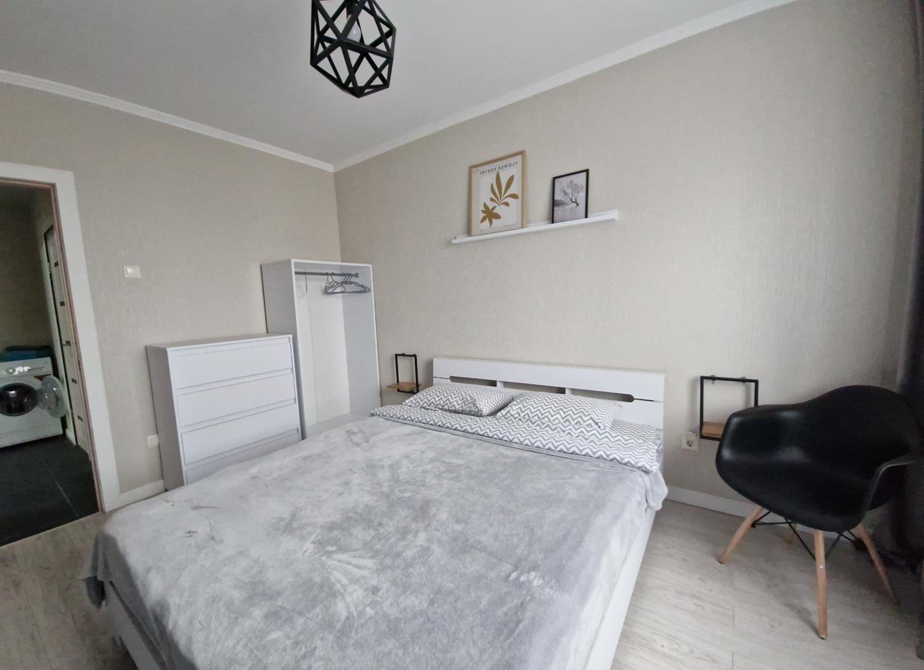 2 bedrooms apart. near UNIC on Ismail Street. view 5