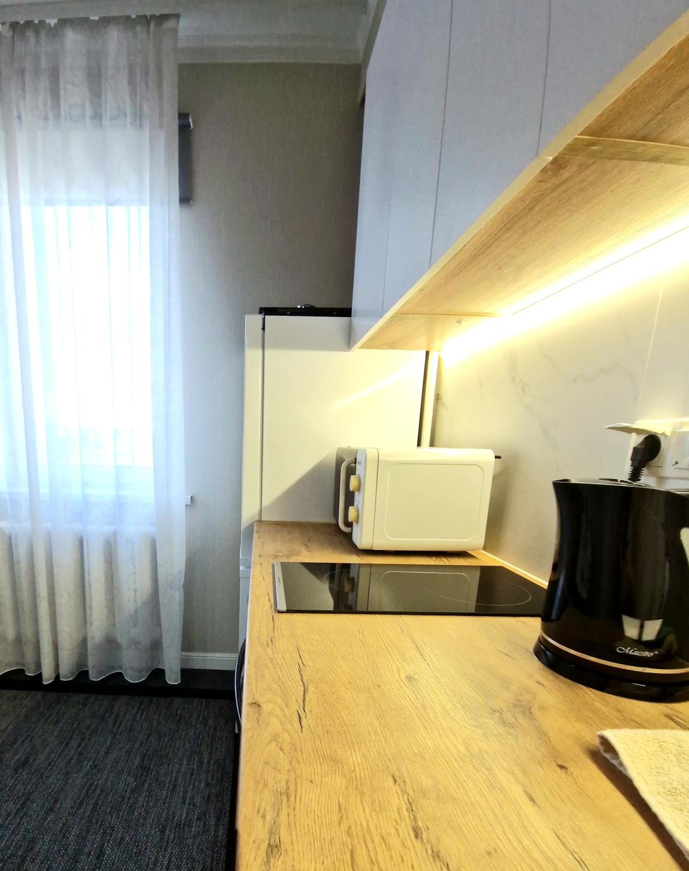 2 bedrooms apart. near UNIC on Ismail Street. view 2