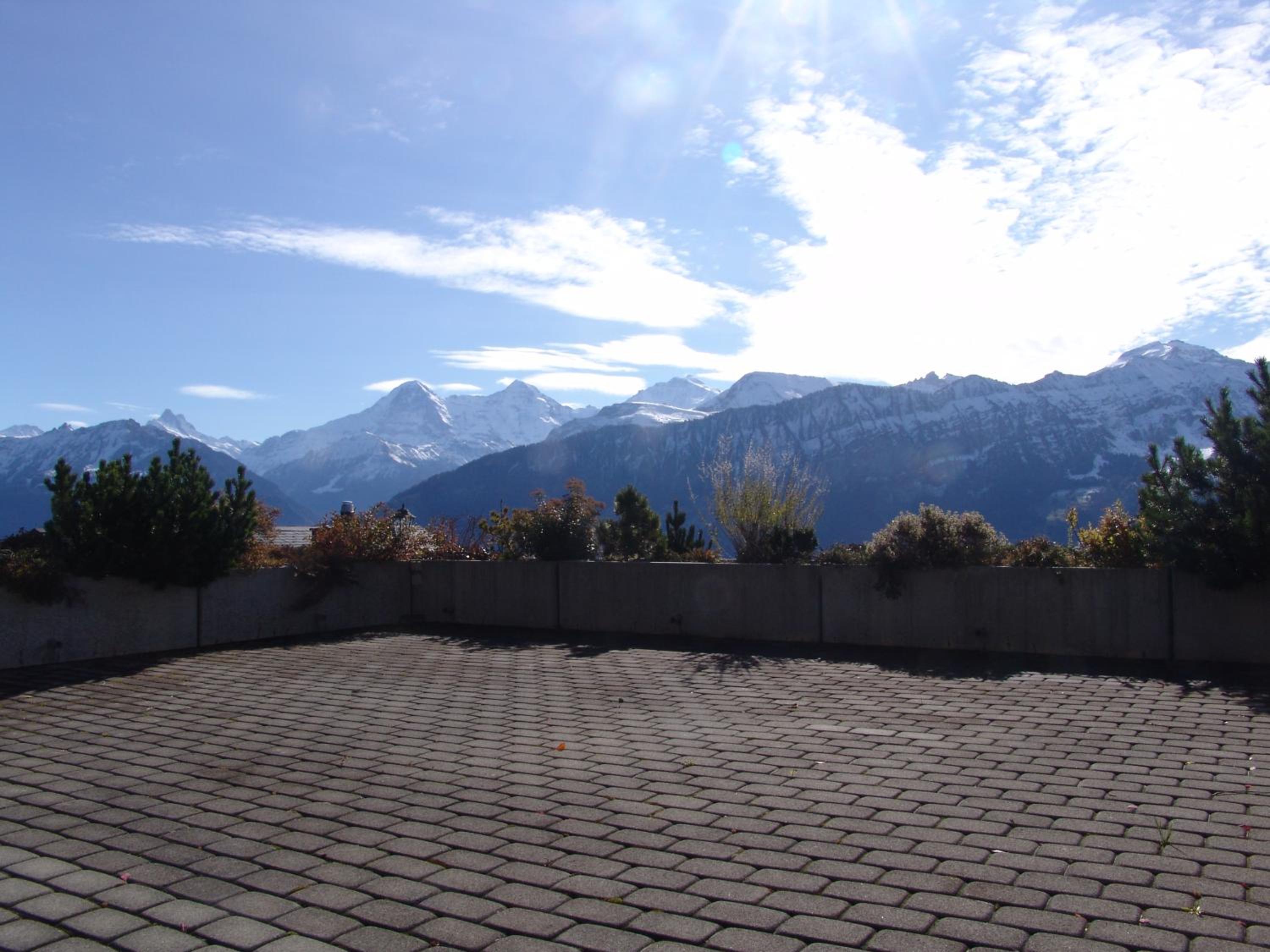 Chalet Hinkelstein in Beatenberg traumhafte Aussicht auf Eiger, Mönch & Jungfrau
