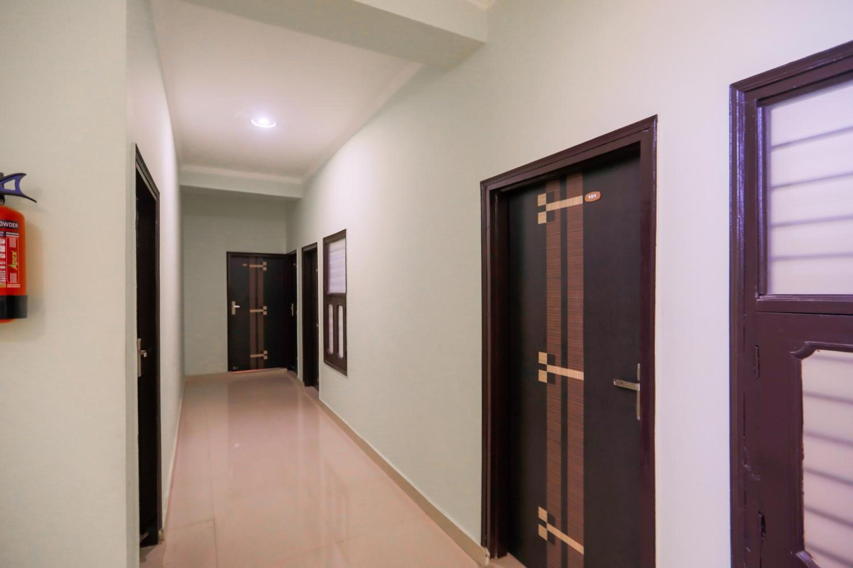 Hotel O Karan Guest House