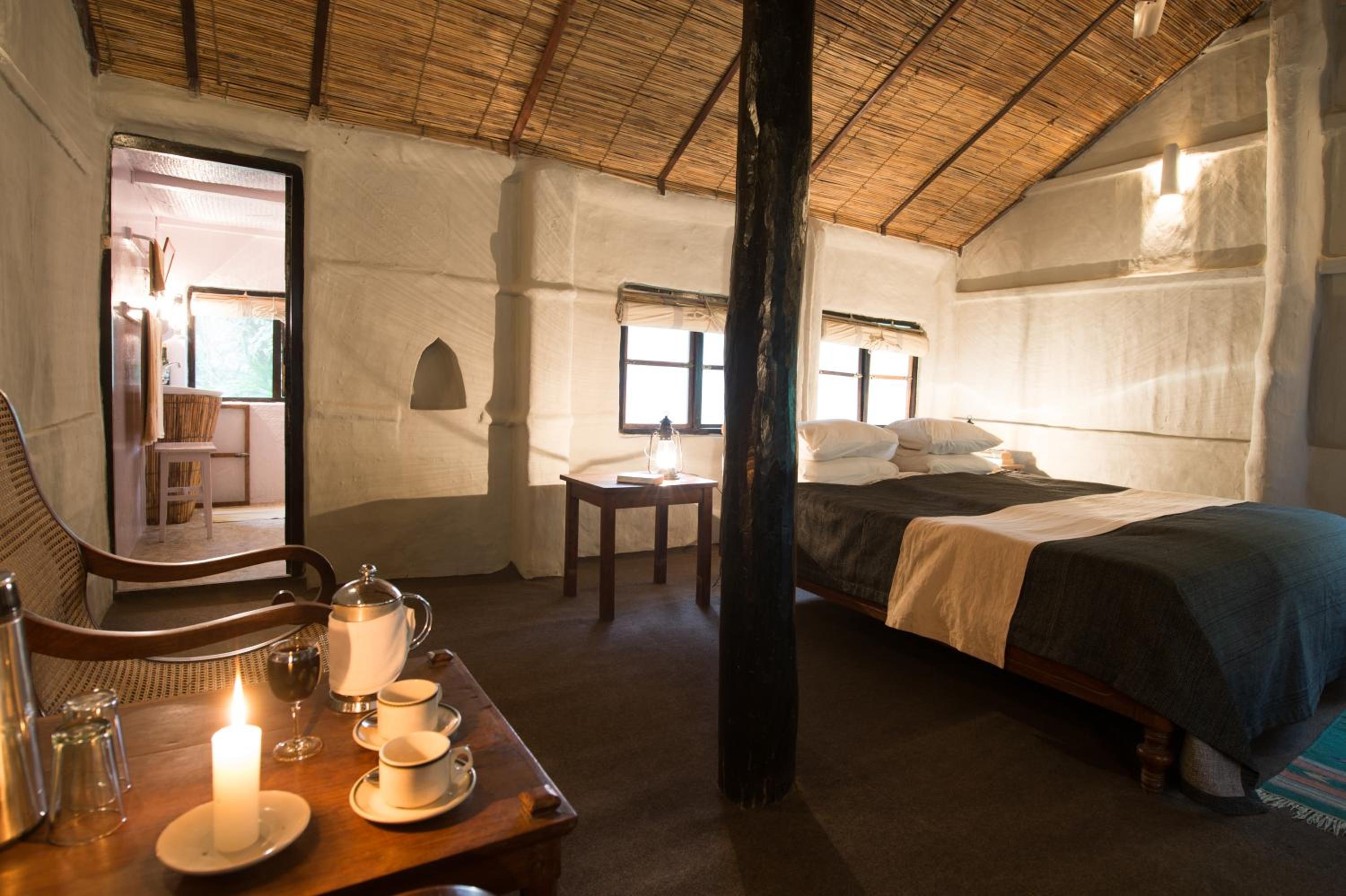 Tiger Tops Tharu Lodge
