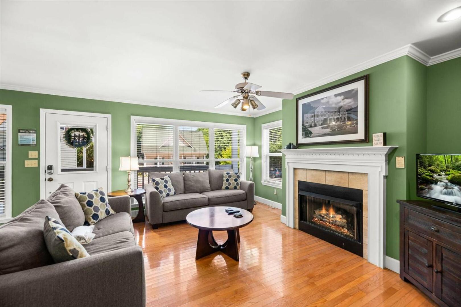 Piper's Landing By Colonial Properties view 2