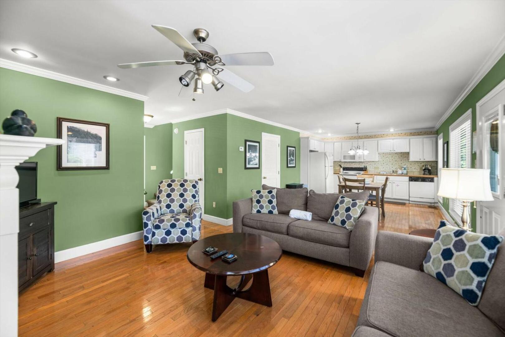 Piper's Landing By Colonial Properties view 3