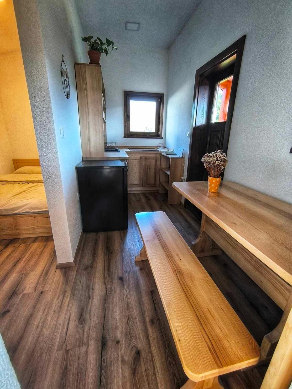 Tiny house