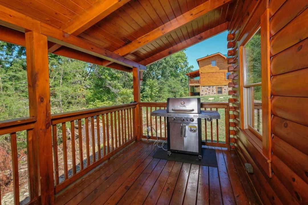 Among the Oaks By Colonial Properties