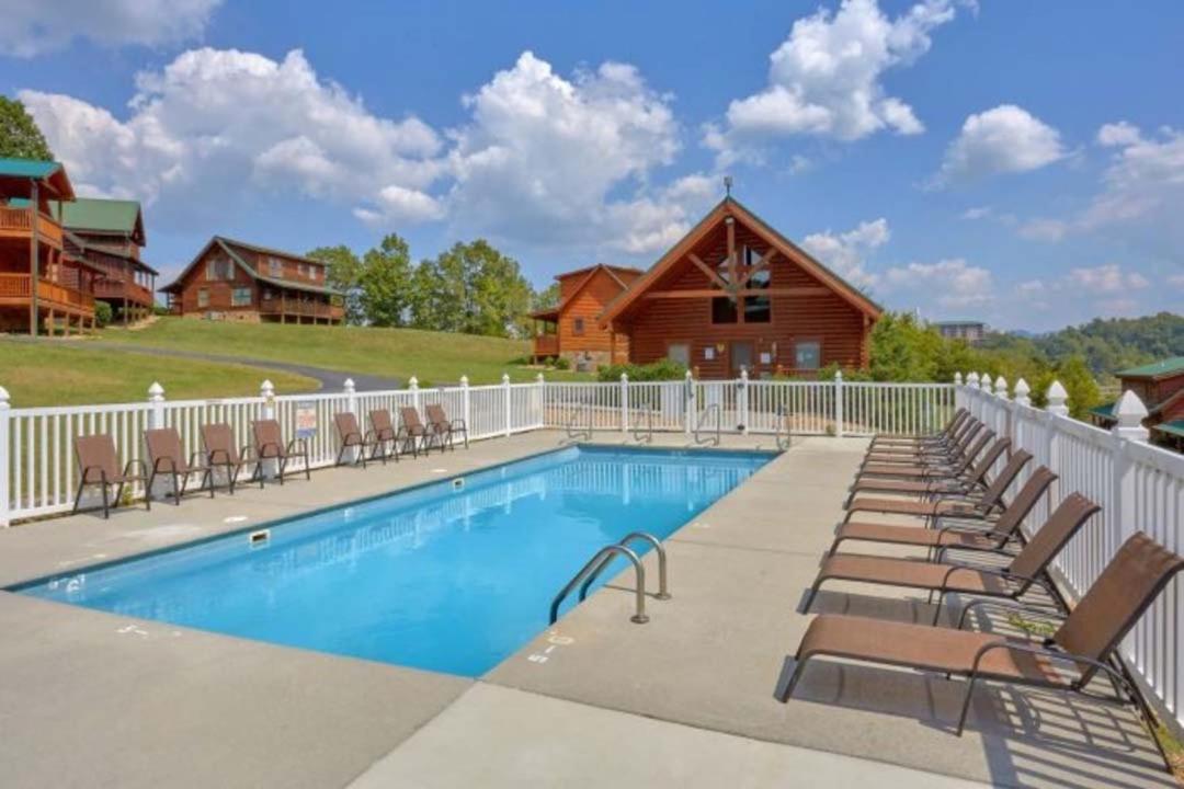 Among the Oaks By Colonial Properties