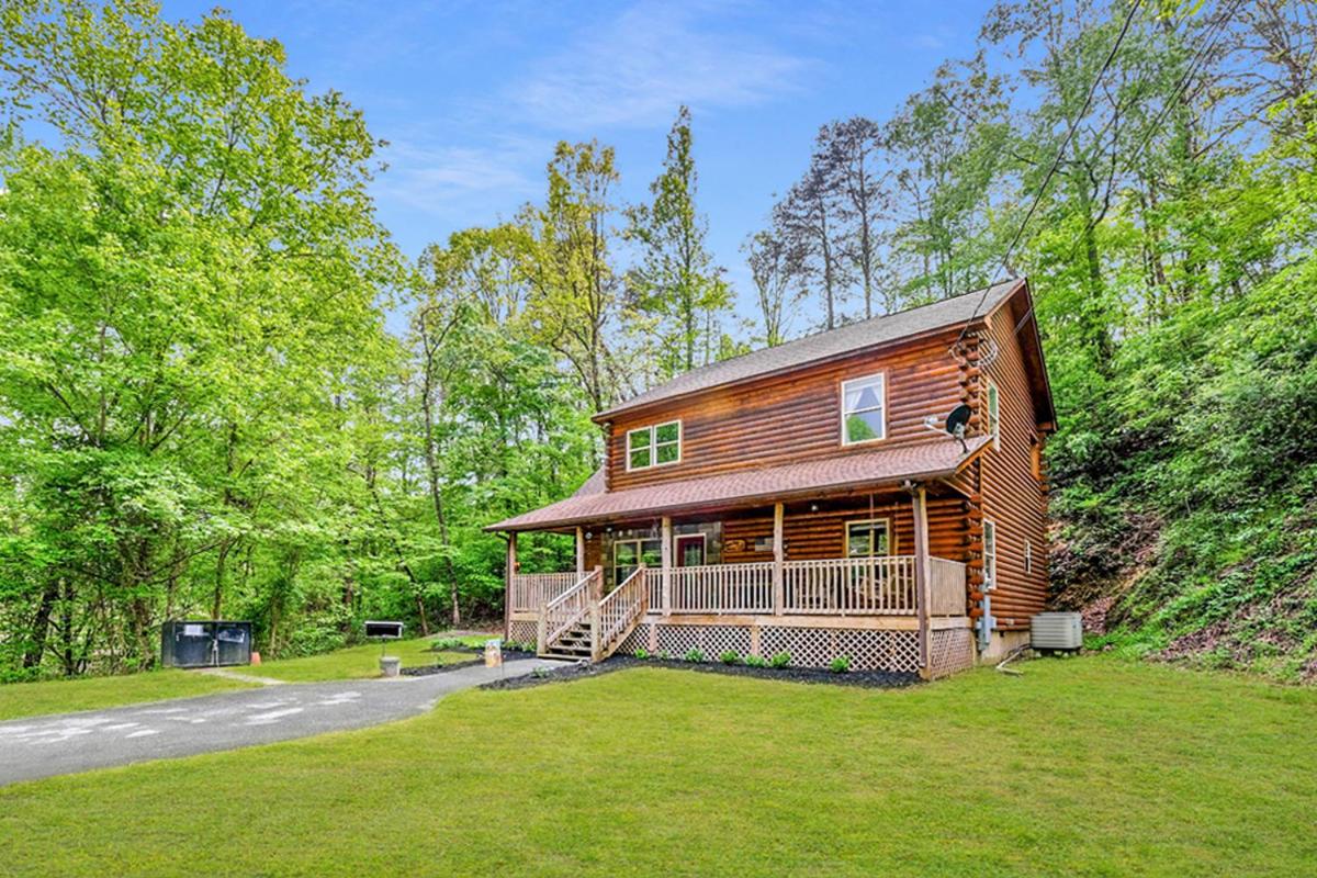 Pigeon Forge Hideaway By Colonial Properties