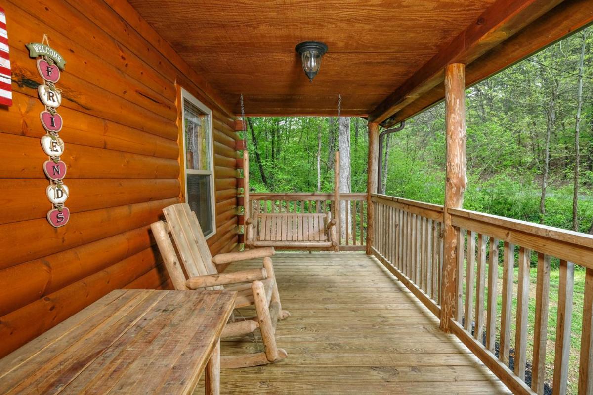 Pigeon Forge Hideaway By Colonial Properties