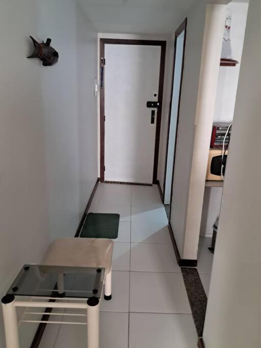 studio aconchegante para 02 na praia de Amaralina
