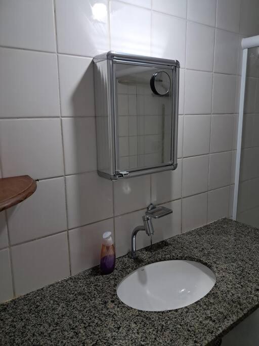 studio aconchegante para 02 na praia de Amaralina