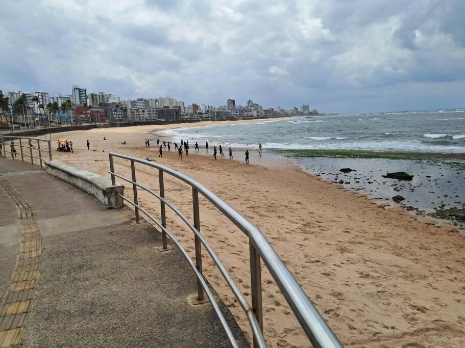 studio aconchegante para 02 na praia de Amaralina