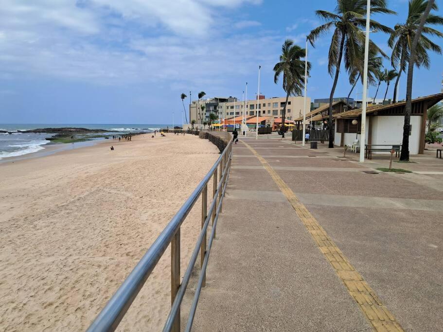 studio aconchegante para 02 na praia de Amaralina