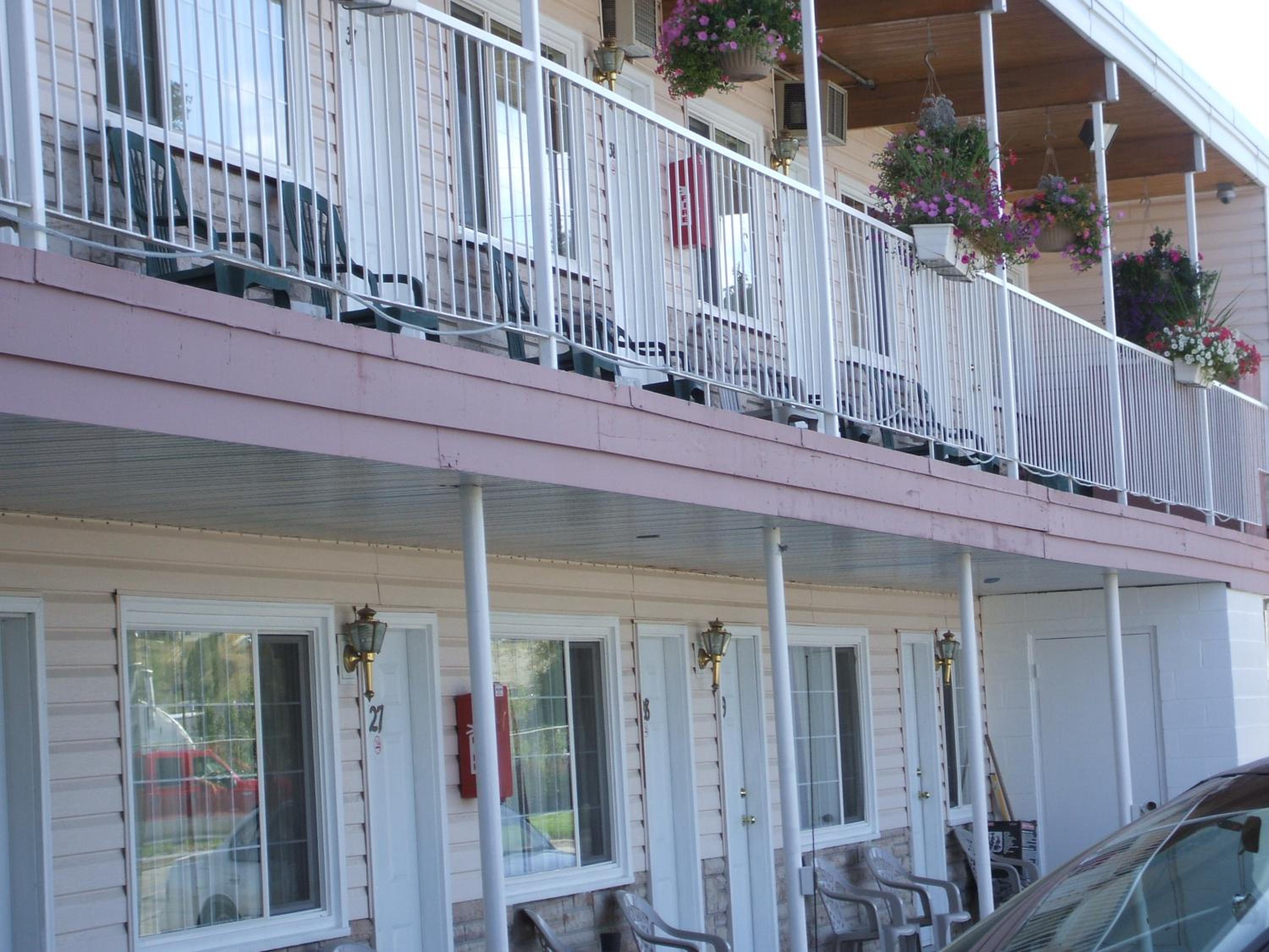 Travellers Motel