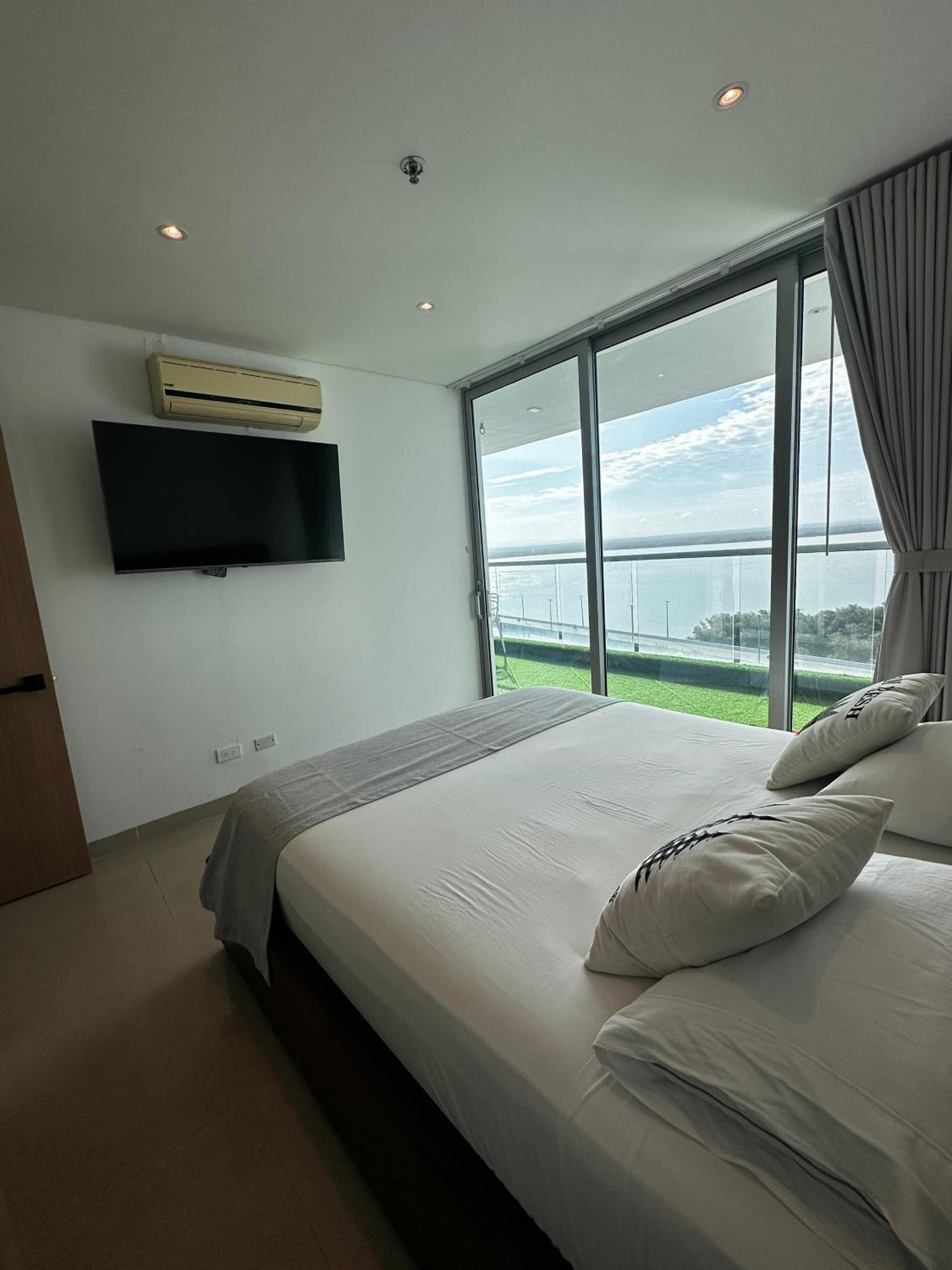 Apto en Condominio con Salida al Mar, Playa Boquilla, Morros, cerca Hotel Américas, Hollyday inn, Radisson