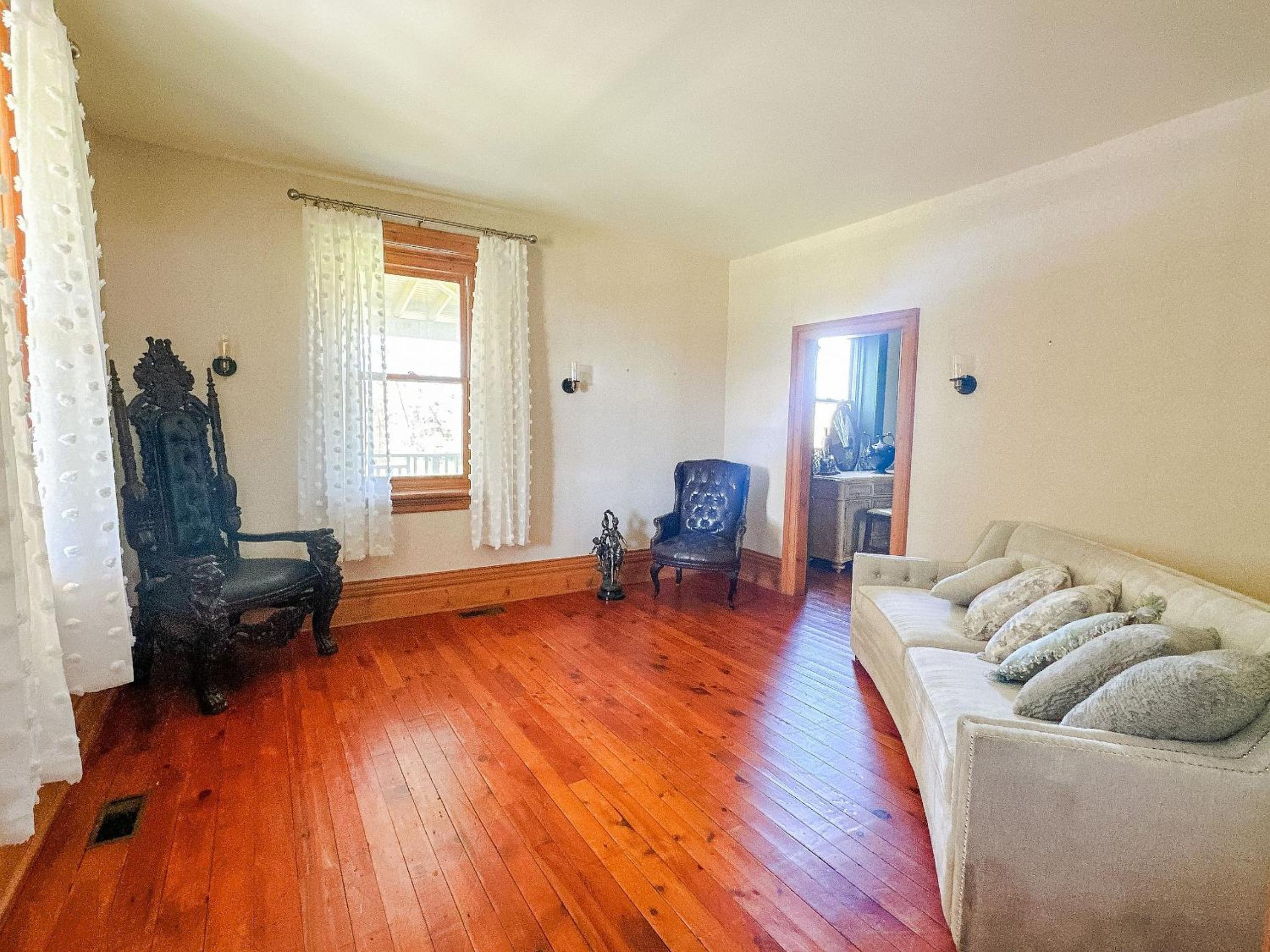 Doran Farm House