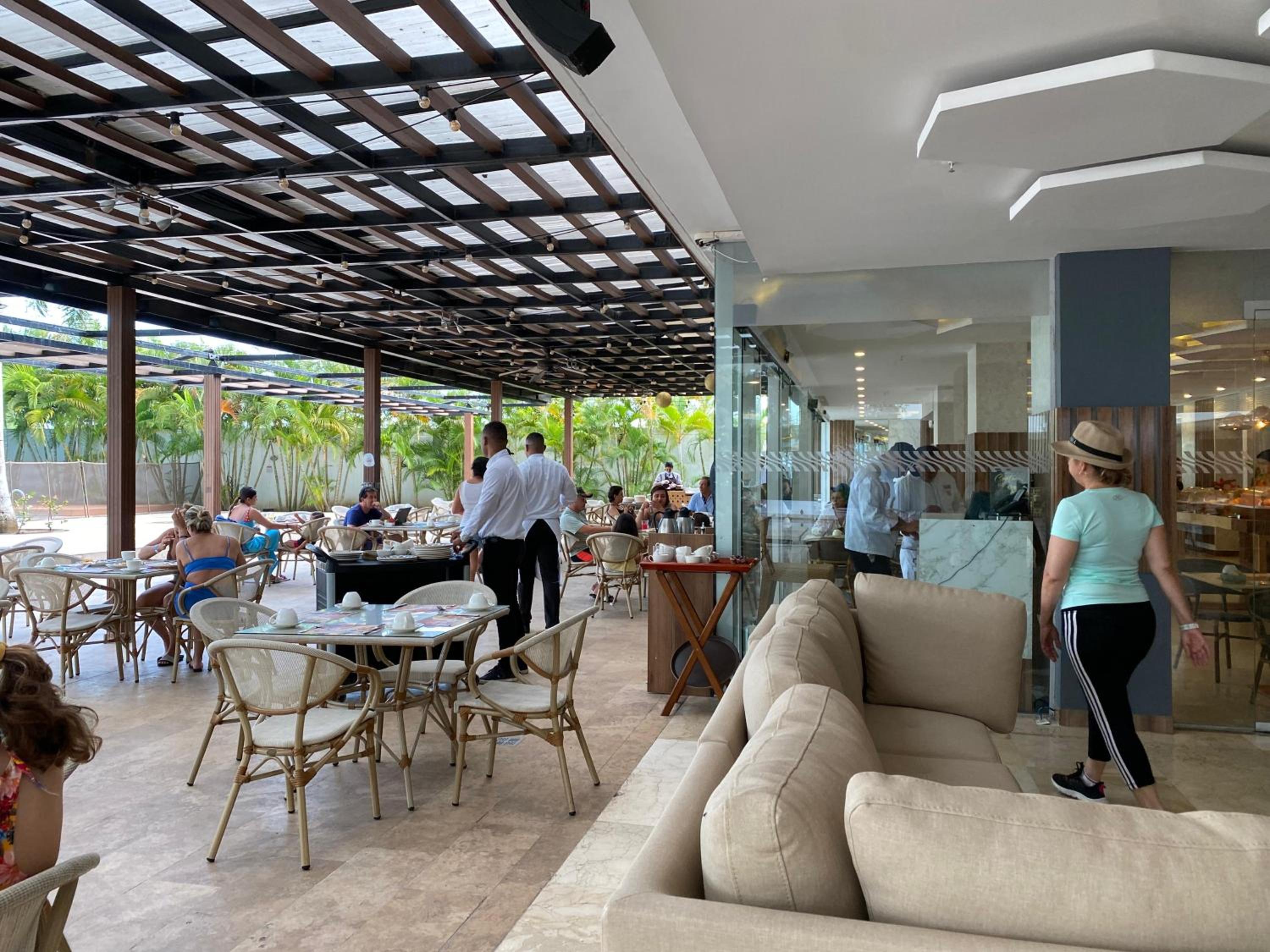 Apto en Condominio con Salida al Mar, Playa Boquilla, Morros, cerca Hotel Américas, Hollyday inn, Radisson