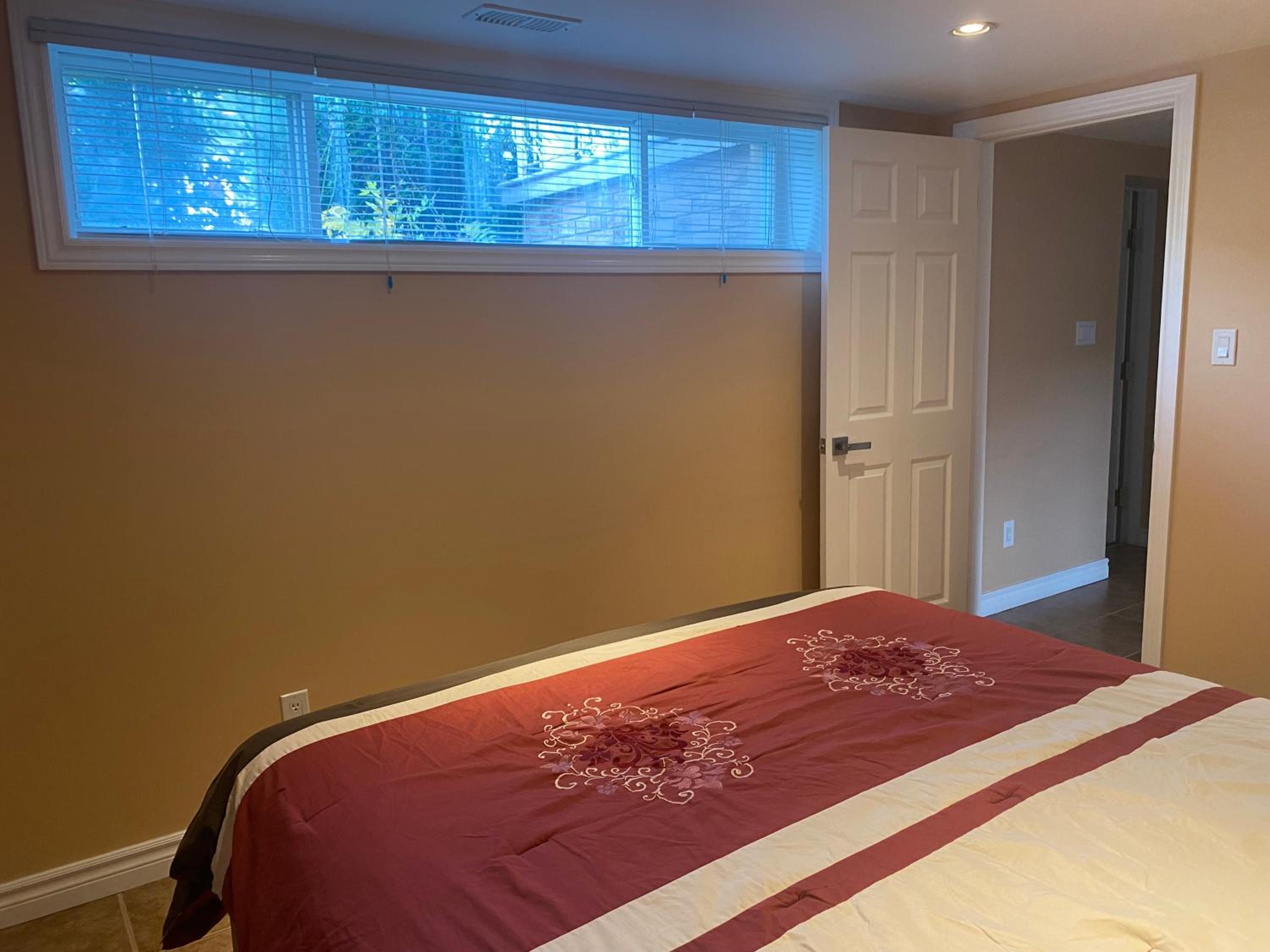Nice Bedrooms in North York, Ontario