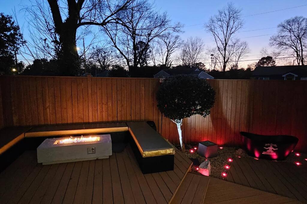 Modern Townhome With Yard 5 Min To The Battery - Property Image 19