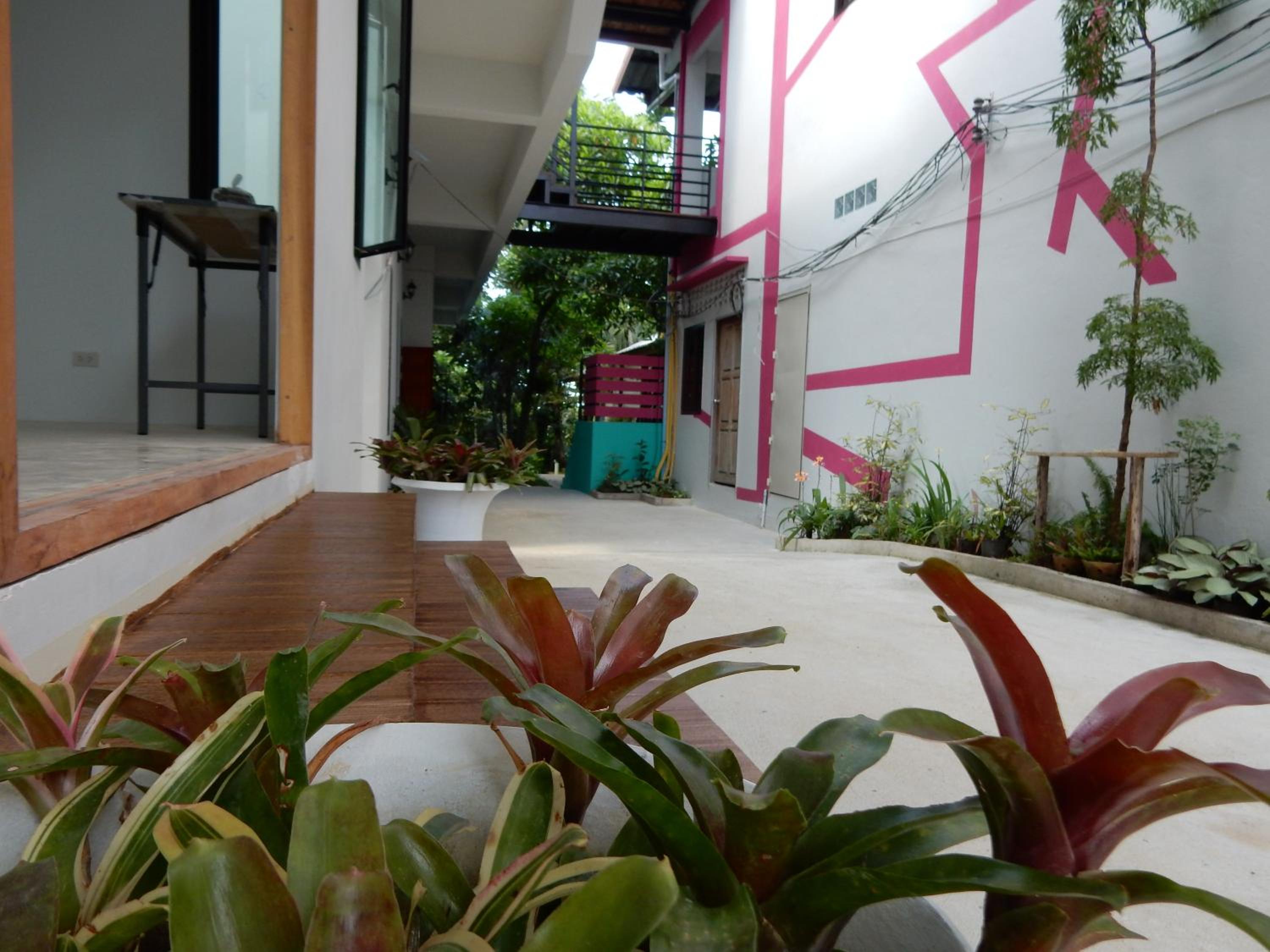 Wandee Bed & Breakfast