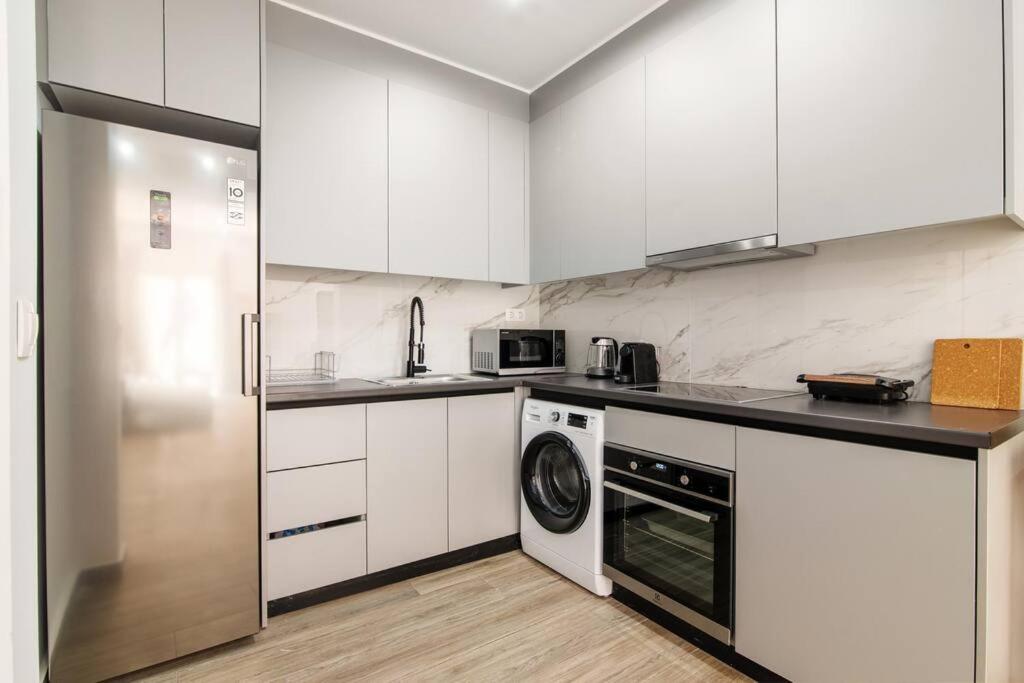 Charming Apartment with an Athenian feel in Psyri