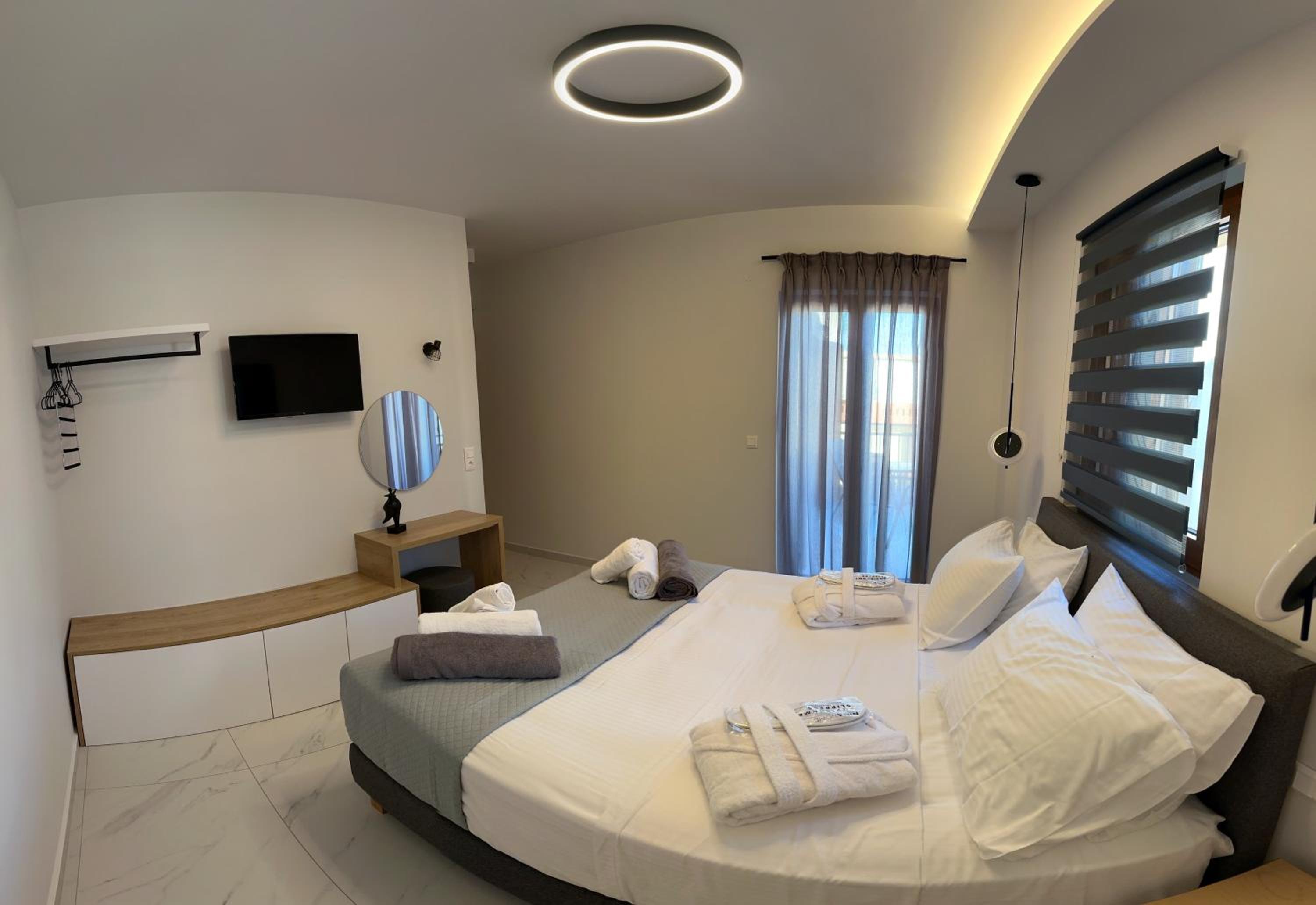 PROVILLAS - Ι, ΙΙ & ΙΙΙ - Luxury Villas with private pool near Retrymno